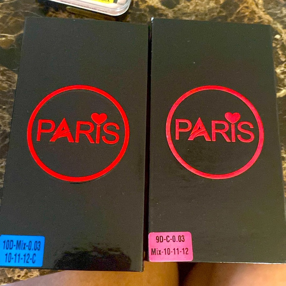 Paris eyelash extensions see box for sizes